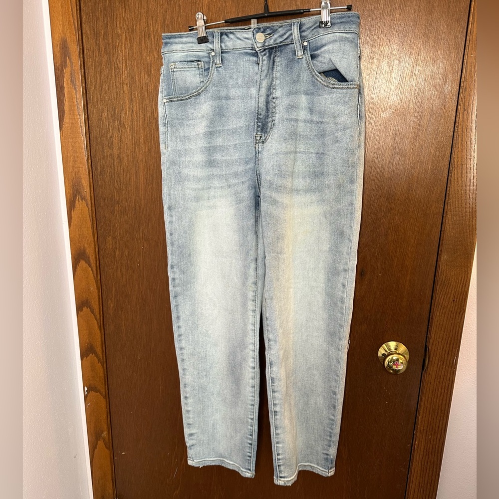 💥 BOGO 💥 Risen Jeans | Straight Leg Boyfriend Fit |  13/31